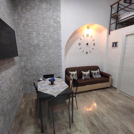Tapia'S Rooms Big Catânia Exterior foto